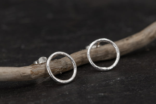 Reticulated Circle Stud Earrings