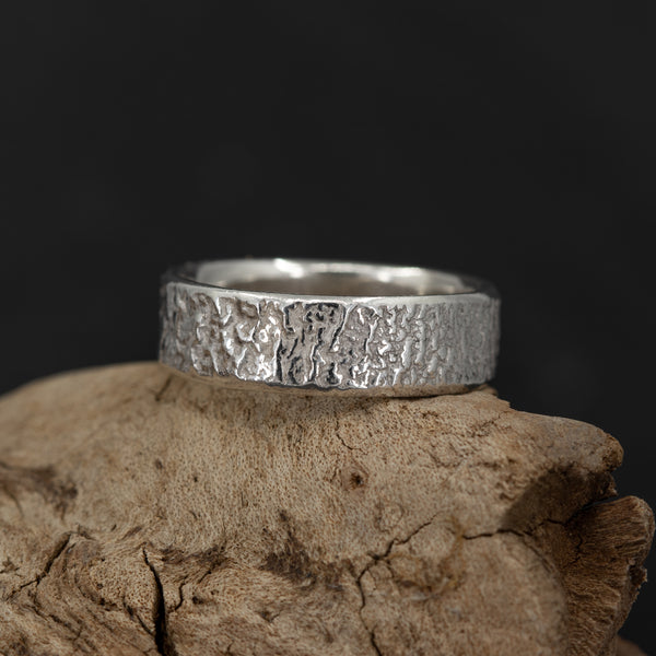 Wide Reticulated Ring