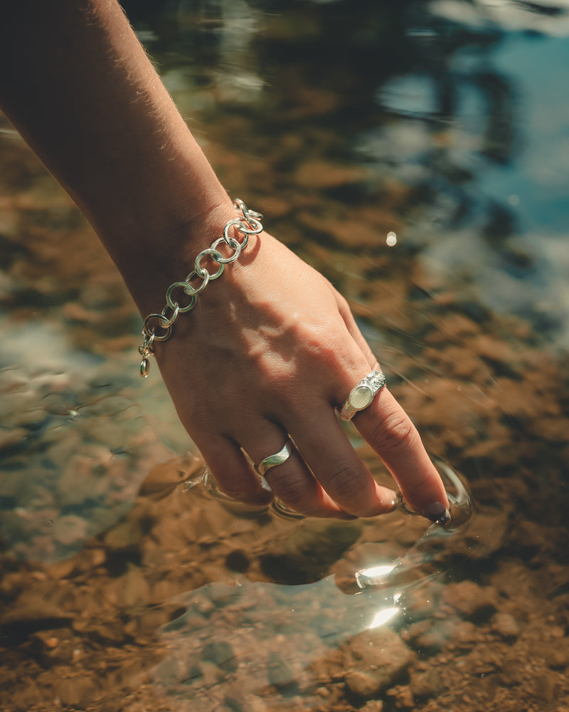 Wide Wave Ring